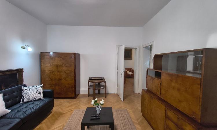 Închiriere apartament 4 camere, 153 mp, mobilat și utilat - parter vilă - Dorobanți Capitale