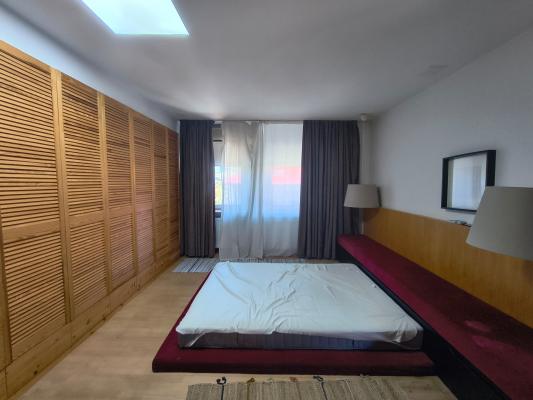 Apartament de vânzare, 6 camere, 183 mp, la mansarda - zona Floeasca
