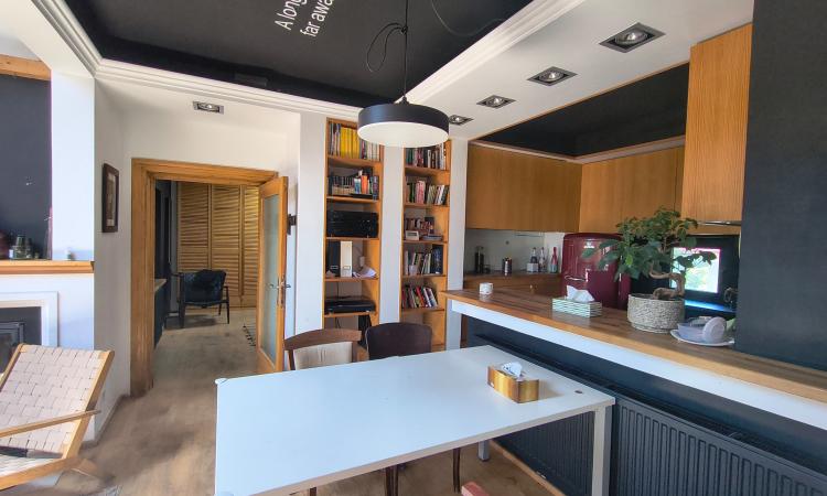 Apartament de vânzare, 6 camere, 183 mp, la mansarda - zona Floeasca