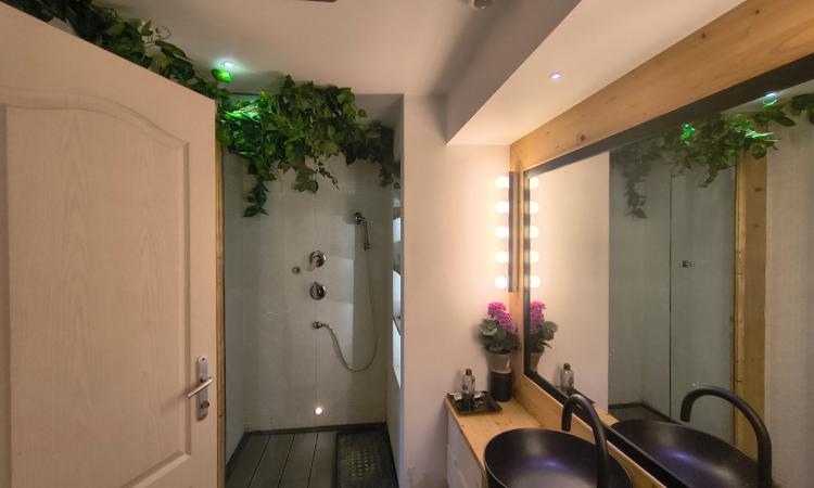 Apartament de vânzare, 6 camere, 183 mp, la mansarda - zona Floeasca