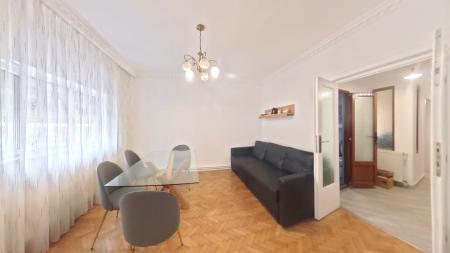 Piata Alba Iulia - Matache Dobrescu - apartament 2 camere in vila