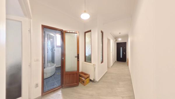 Piata Alba Iulia - Matache Dobrescu - apartament 2 camere in vila