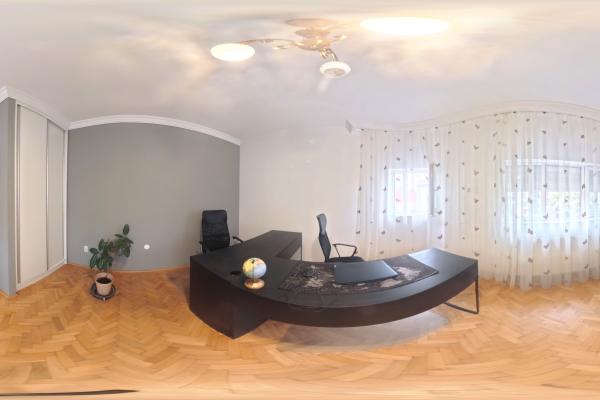 Piata Alba Iulia - Matache Dobrescu - apartament 2 camere in vila