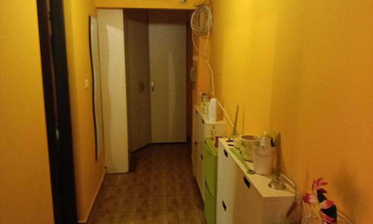 Apartament 2 camere, 56 mp, etaj 3/5, bloc izolat, boxă – zona Hotel Strelitia / Modern – Timișoara