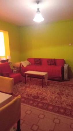 Apartament 2 camere, 56 mp, etaj 3/5, bloc izolat, boxă – zona Hotel Strelitia / Modern – Timișoara