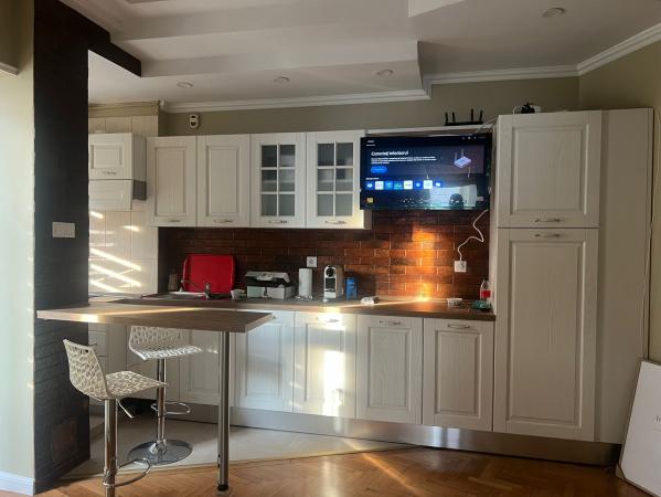 2 camere lux  la Piata Amzei