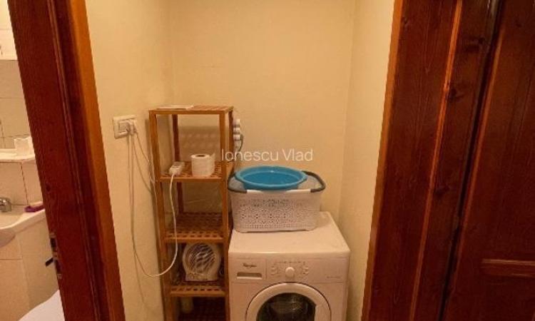 Apartament 2 camere, decomandat, Central