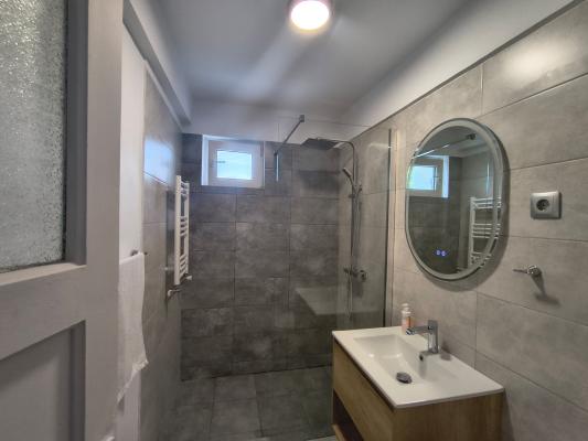 Închiriere apartament cu 2 camere, 50 mp - prima închiriere - Calea Floreasca