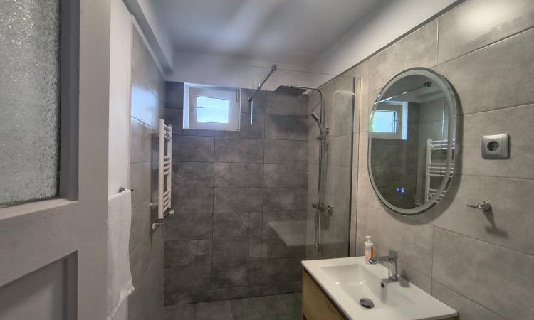 Închiriere apartament cu 2 camere, 50 mp - prima închiriere - Calea Floreasca