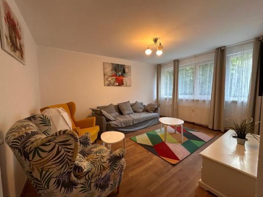 2 camere prima inchiriere hotel Novotel