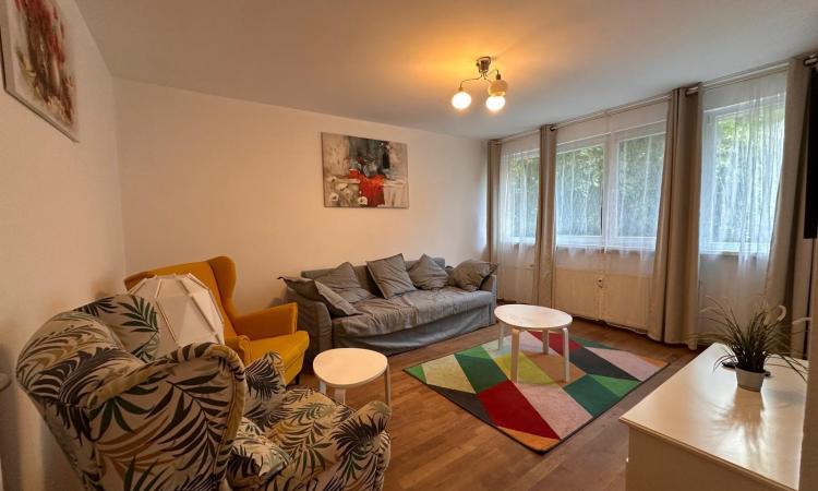 2 camere prima inchiriere hotel Novotel