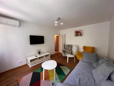 2 camere prima inchiriere hotel Novotel