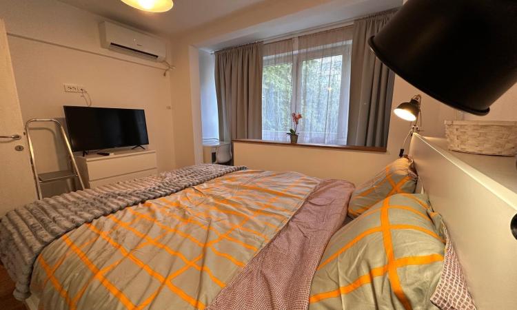 2 camere prima inchiriere hotel Novotel