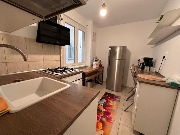 2 camere prima inchiriere hotel Novotel