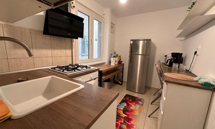 2 camere prima inchiriere hotel Novotel