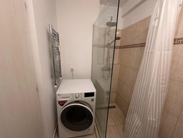 2 camere prima inchiriere hotel Novotel