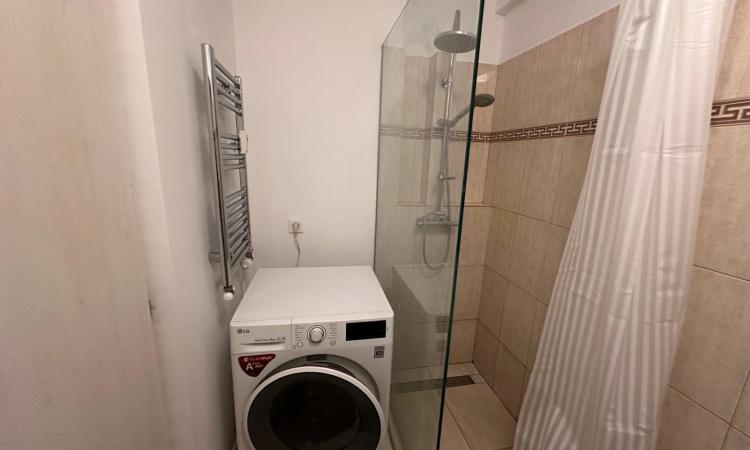 2 camere prima inchiriere hotel Novotel