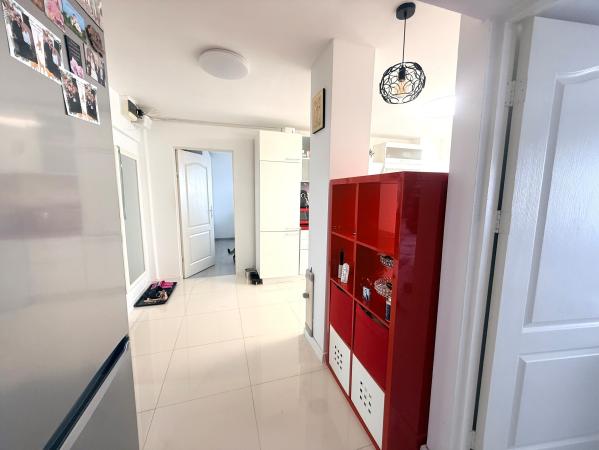 Apartament 2 camere de vânzare 5 minute metrou Mihai Bravu