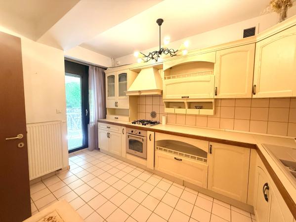 Apartament de închiriat 3 camere Central Park