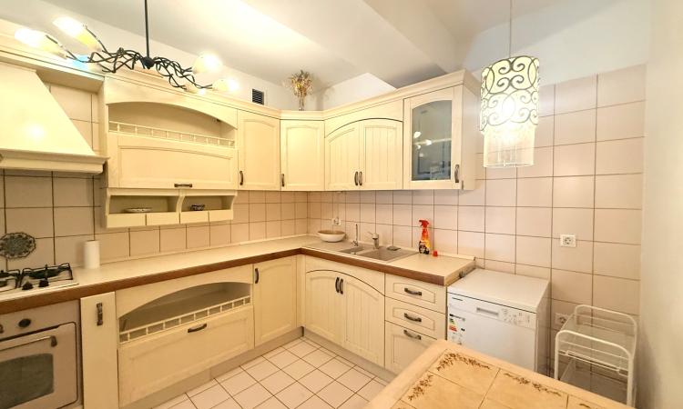 Apartament de închiriat 3 camere Central Park