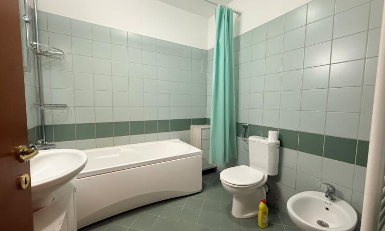 Apartament de închiriat 3 camere Central Park