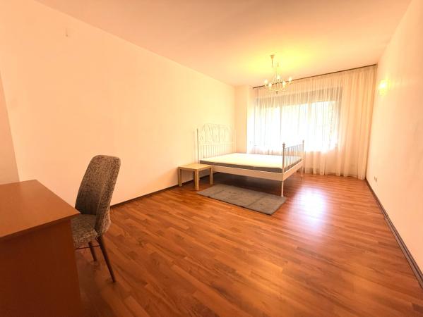Apartament de închiriat 3 camere Central Park