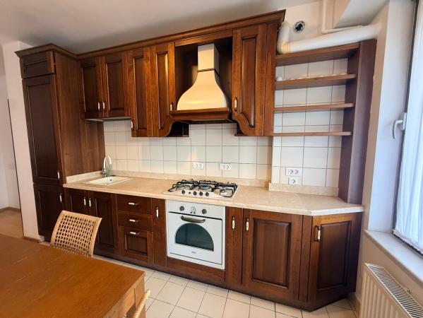 Apartament 2 camere de închiriat Central Park
