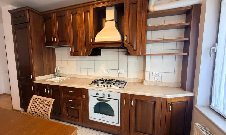 Apartament 2 camere de închiriat Central Park