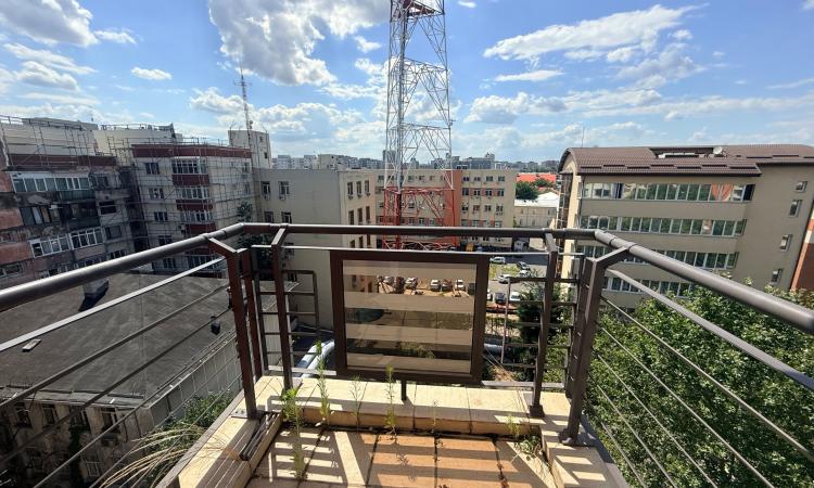 Apartament 2 camere de închiriat Central Park
