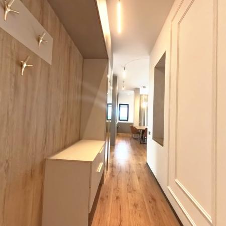 Apartament exclusivist 4 camere Tunari-Otopeni  – Terasă de 85 mp – Parcare inclusă