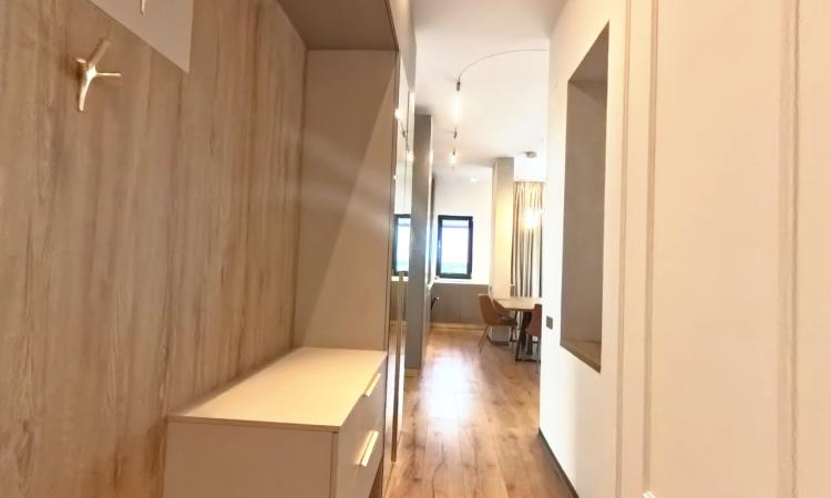 Apartament exclusivist 4 camere Tunari-Otopeni – Terasă de 85 mp – Parcare inclusă