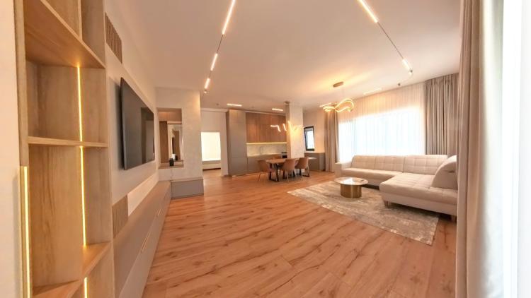 Apartament exclusivist 4 camere Tunari-Otopeni  – Terasă de 85 mp – Parcare inclusă