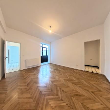 2 Camere - Piața Amzei - Spațios - Renovat