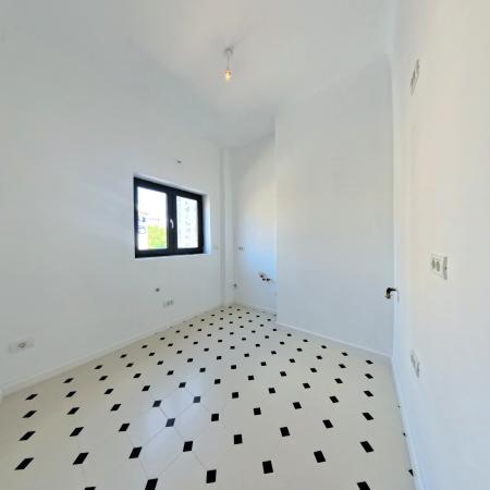 2 Camere - Piața Amzei - Spațios - Renovat