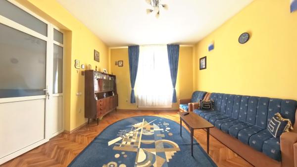2 camere in vila / Aproape de Parcul Carol