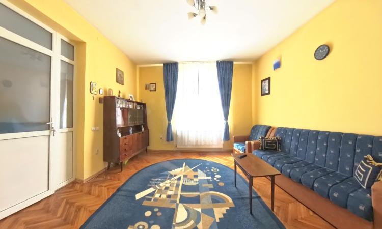 2 camere in vila / Aproape de Parcul Carol