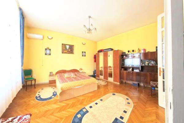 2 camere in vila / Aproape de Parcul Carol