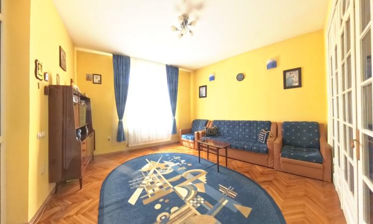 2 camere in vila / Aproape de Parcul Carol