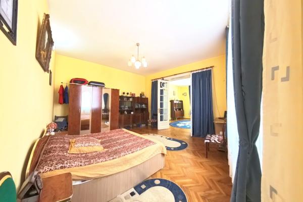 2 camere in vila / Aproape de Parcul Carol