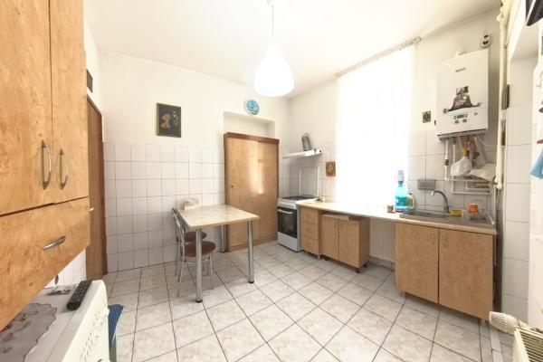 2 camere in vila / Aproape de Parcul Carol