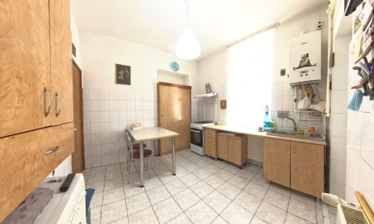 2 camere in vila / Aproape de Parcul Carol