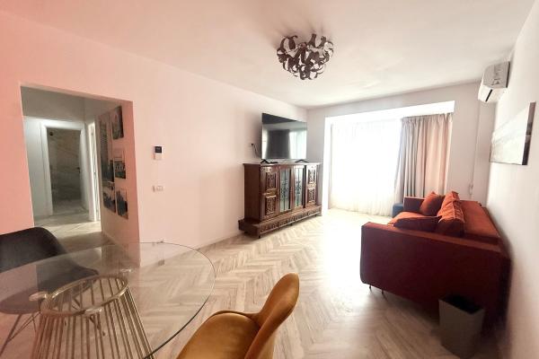 Apartament 3 camere de inchiriat Tineretului