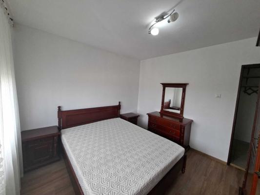 Apartament 2 camere | Complet decomandat | 2 balcoane | Mobilat | Parcare | Zona Steaua