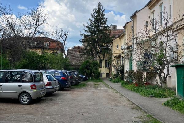 Apartament spațios cu 1 cameră, 71 mp, în clădire istorică, pe malul râului Bega – Timișoara