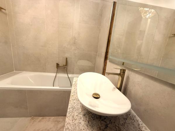 Duplex 2 camere de închiriat zona Moșilor