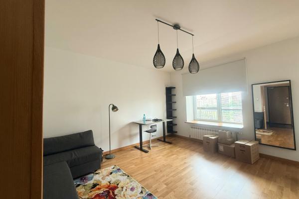 Apartament 2 camere de închiriat in Asmita Gardens