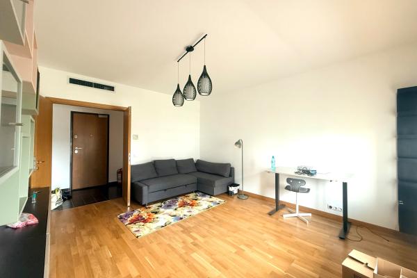 Apartament 2 camere de închiriat in Asmita Gardens