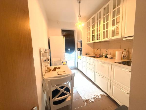 Apartament 2 camere de închiriat in Asmita Gardens
