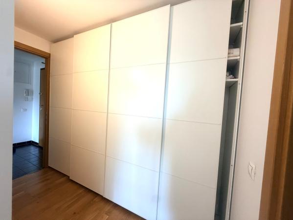 Apartament 2 camere de închiriat in Asmita Gardens