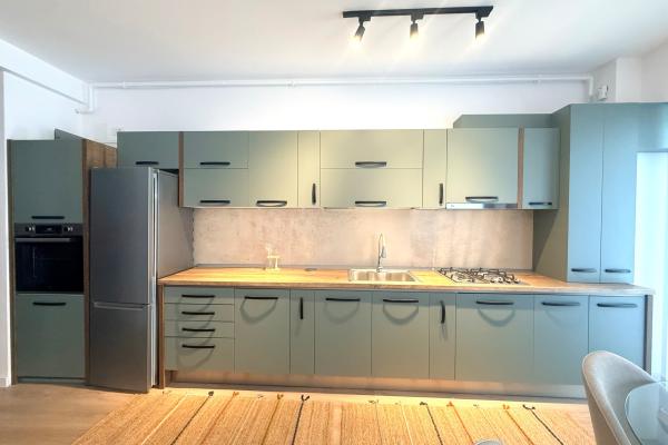 Apartament 2 camere de închiriat zona Decebal-Alba Iulia